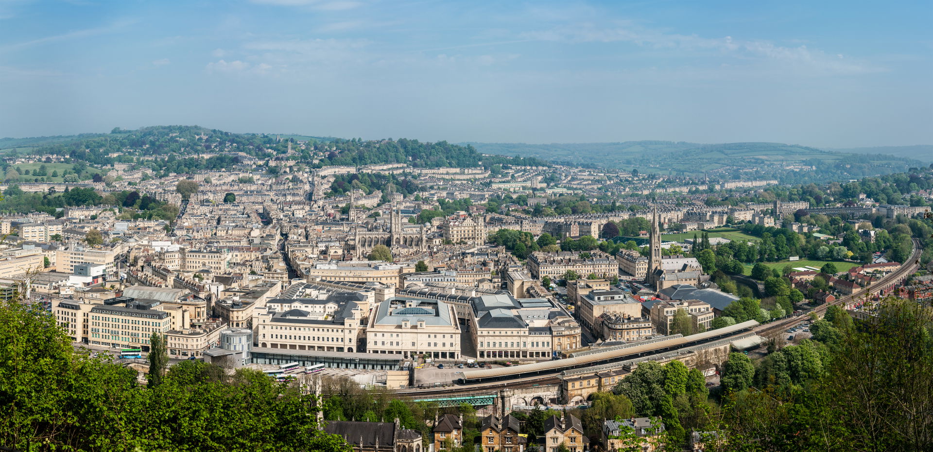 A 21 segment (7 x 3) panoramic image of the City of Bath in Som…