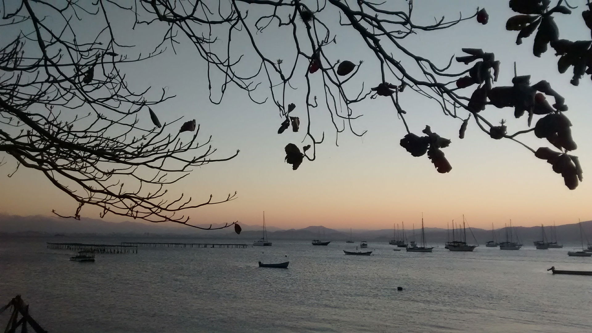 Pôr-do-sol no Vilarejo de São João da Boa Vista em Santa Catari…