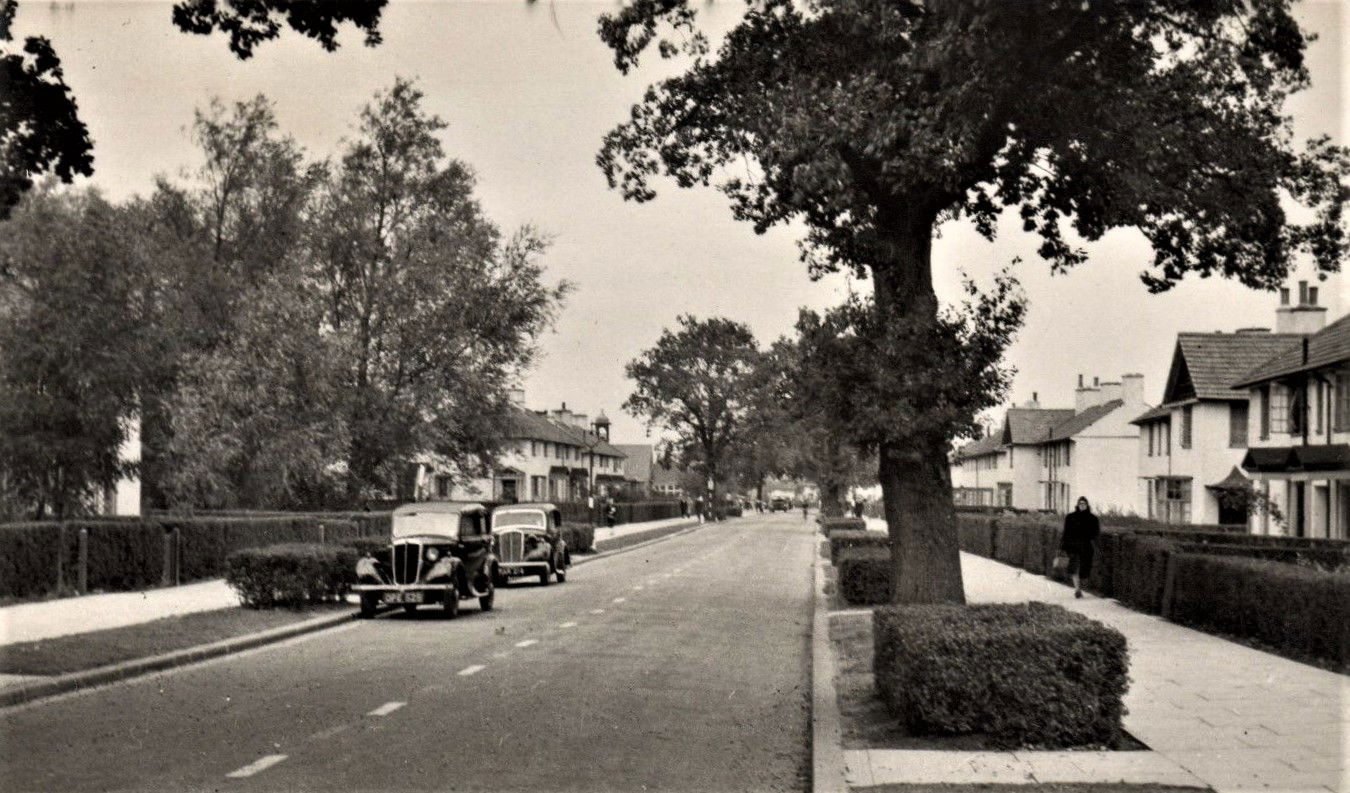 Welwyn Garden City Peartree Lane RP pc used 1951 HERTFORDSHIRE …