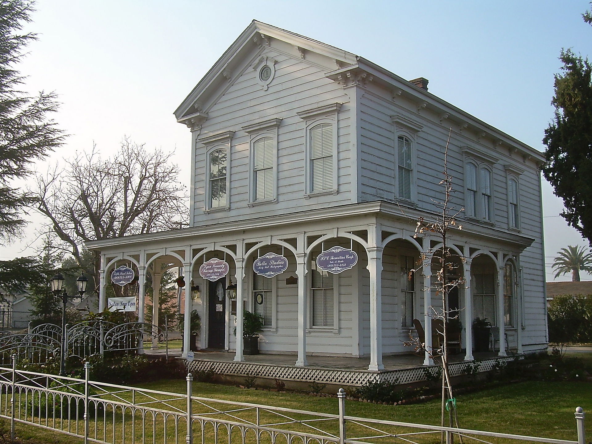 A view of the Brewster House in w:Galt, California, a home on t…