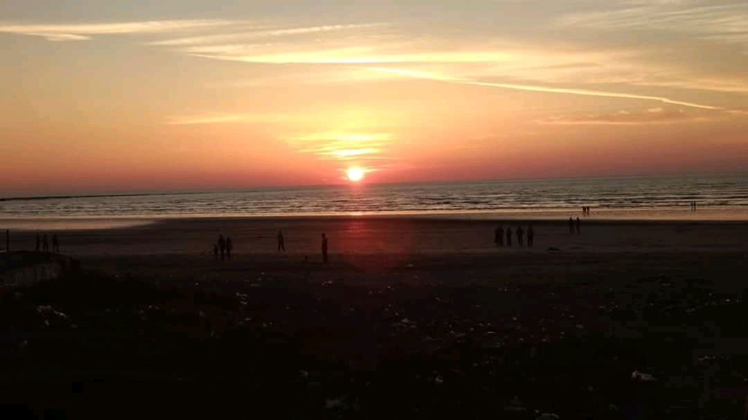 Sunset scene at Umargam beach