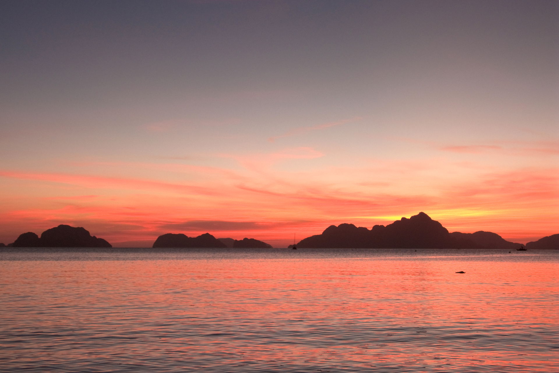 Filipino twilight. In the Philippines sunsets and twilights are…
