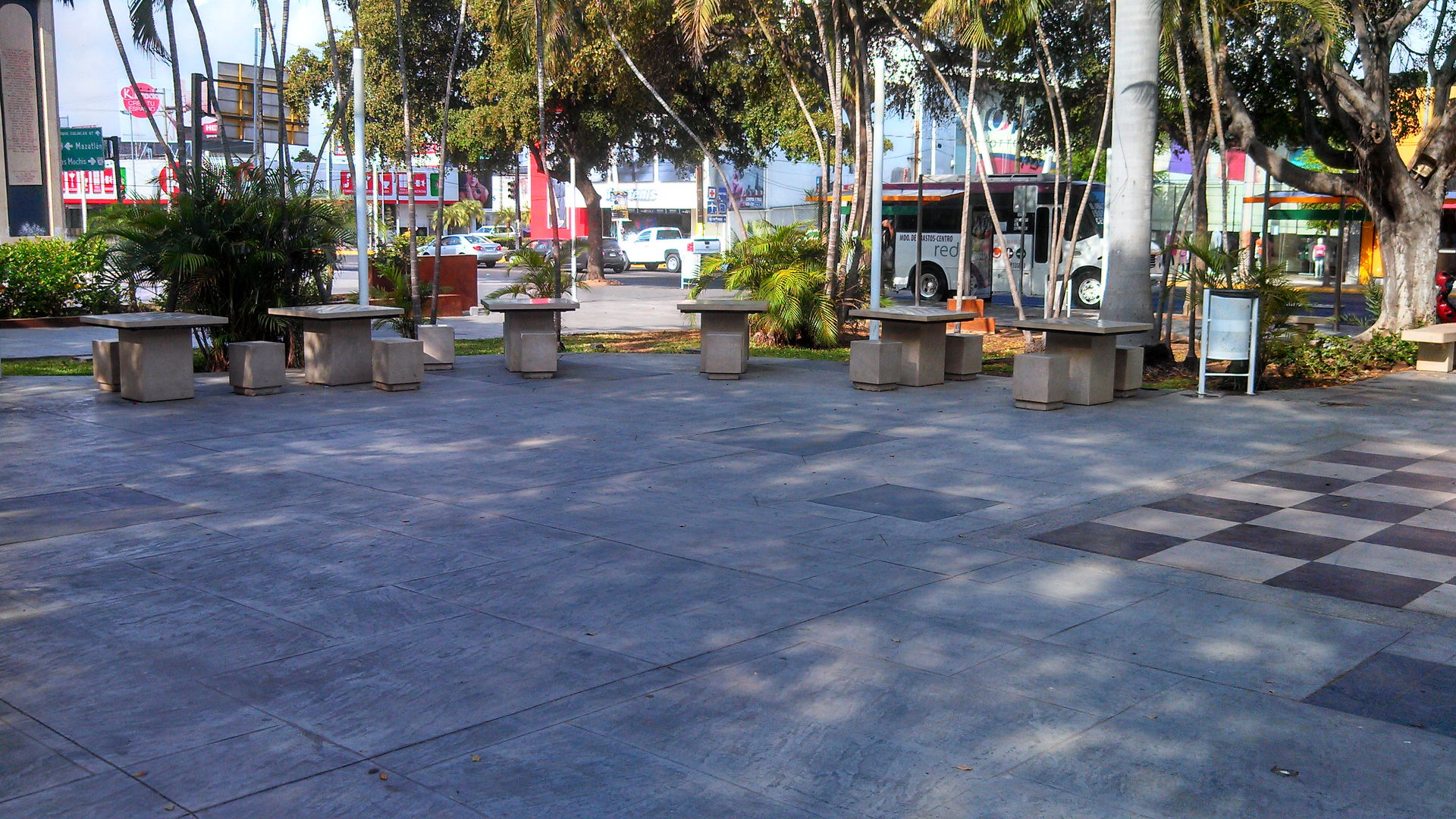 Ubicadas en el Parque Revolución, recientemente remodelado
