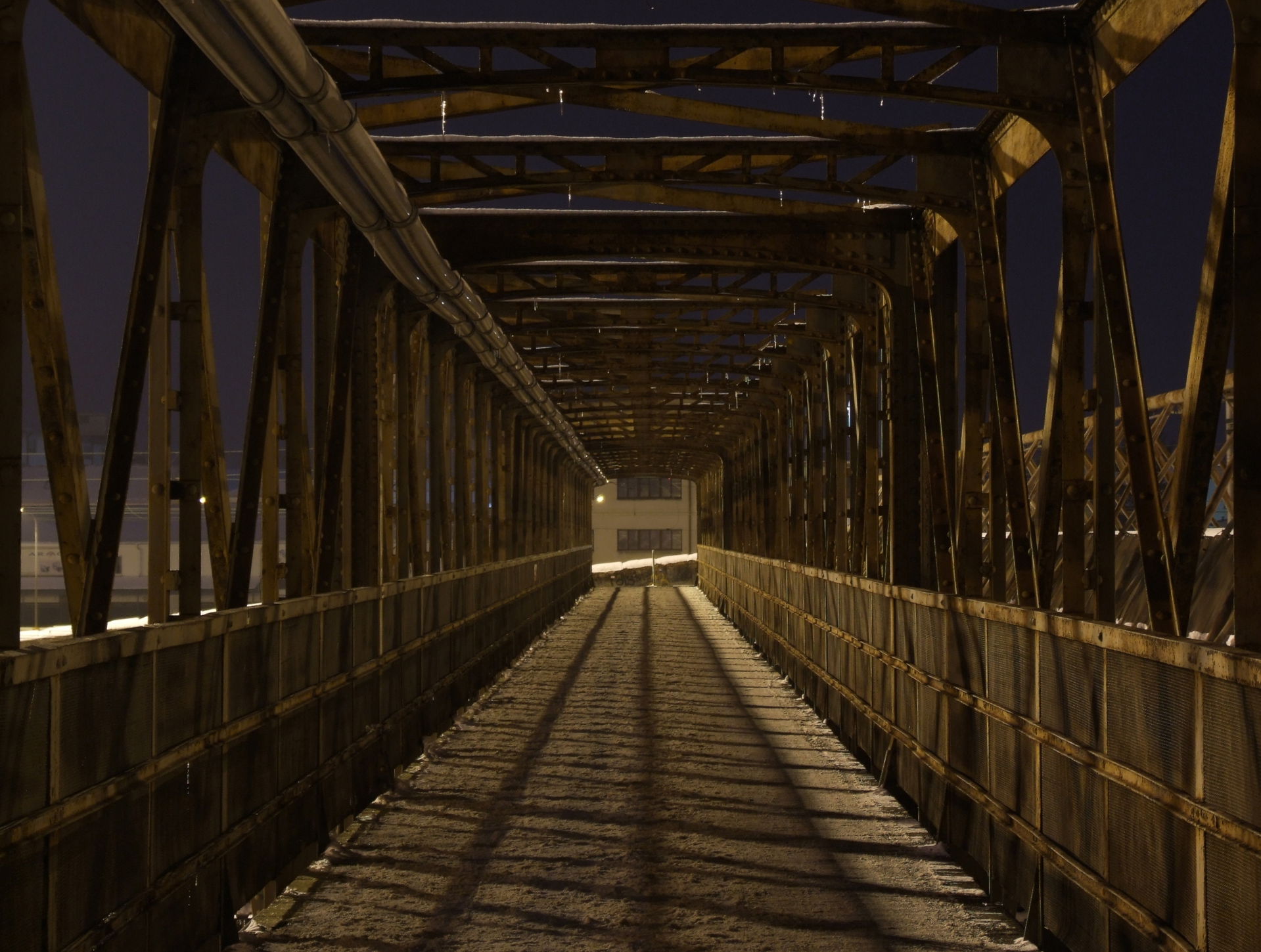 České Budějovice (Budweis) - footbridge over railway tracks