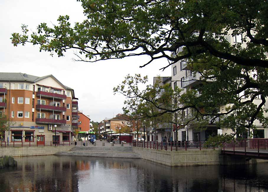 Mölnlycke centrum sett från Resecentrum