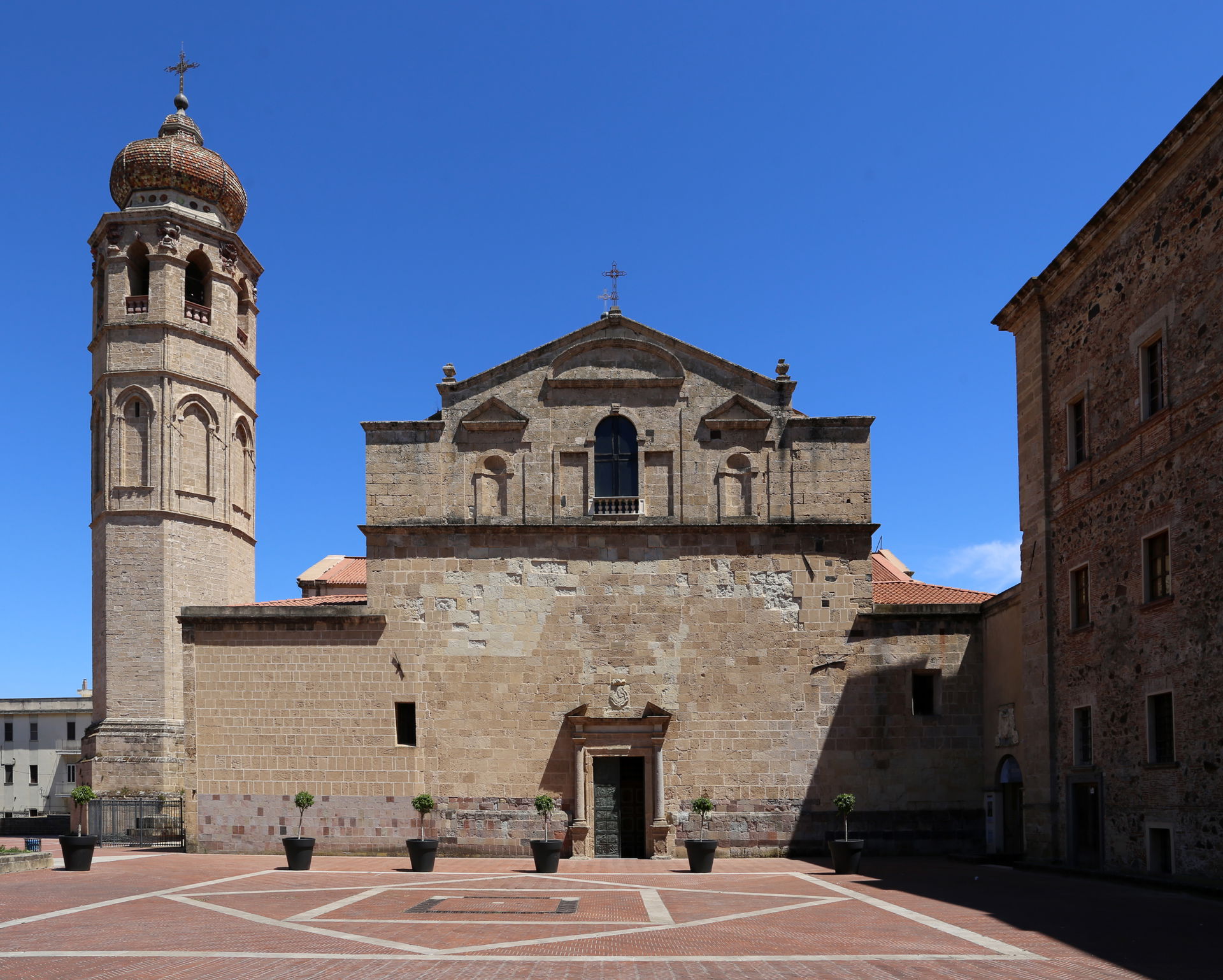 Cathedral (Oristano)