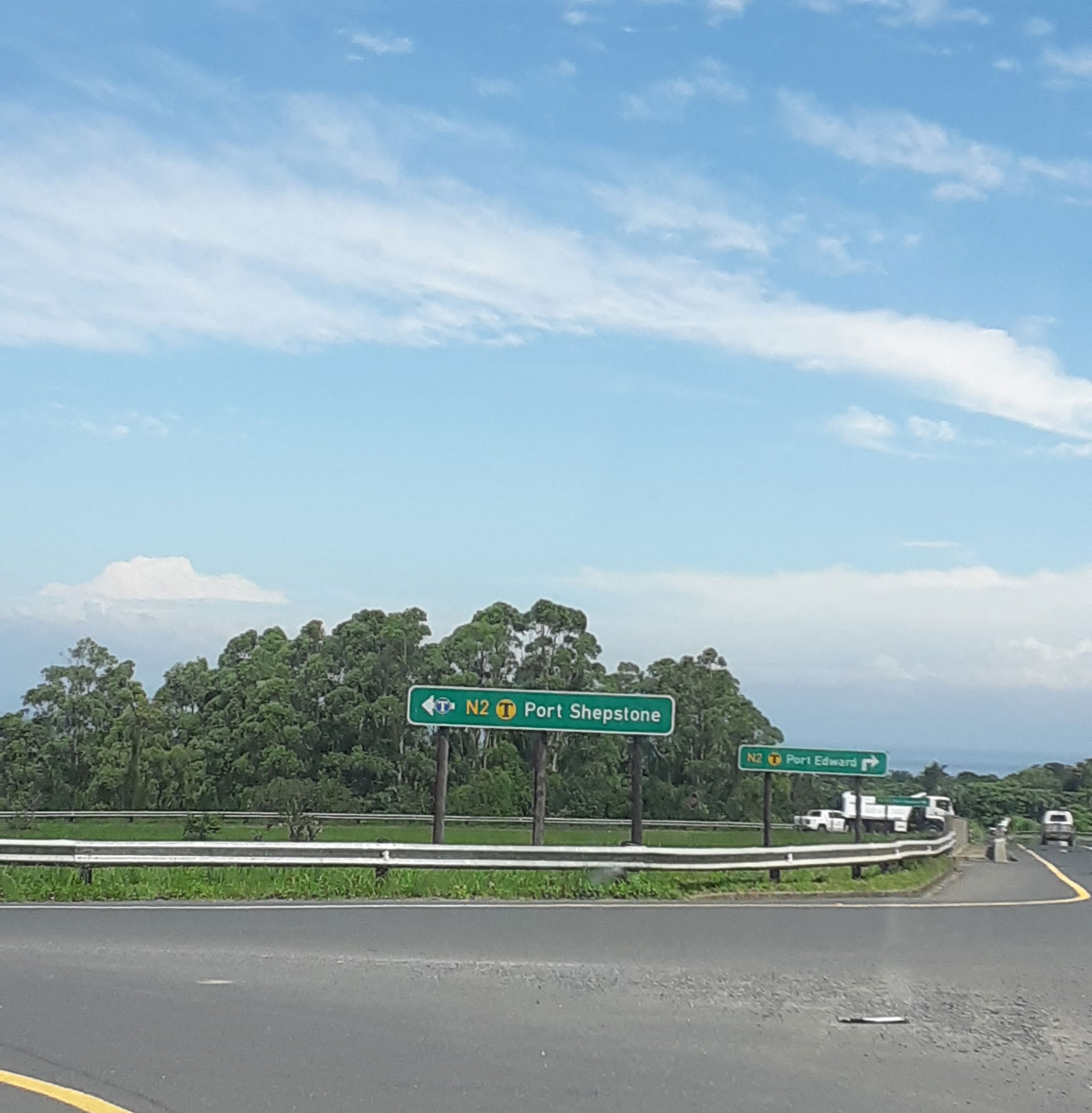 Board signs at the off-ramps in Margate indicating directions t…