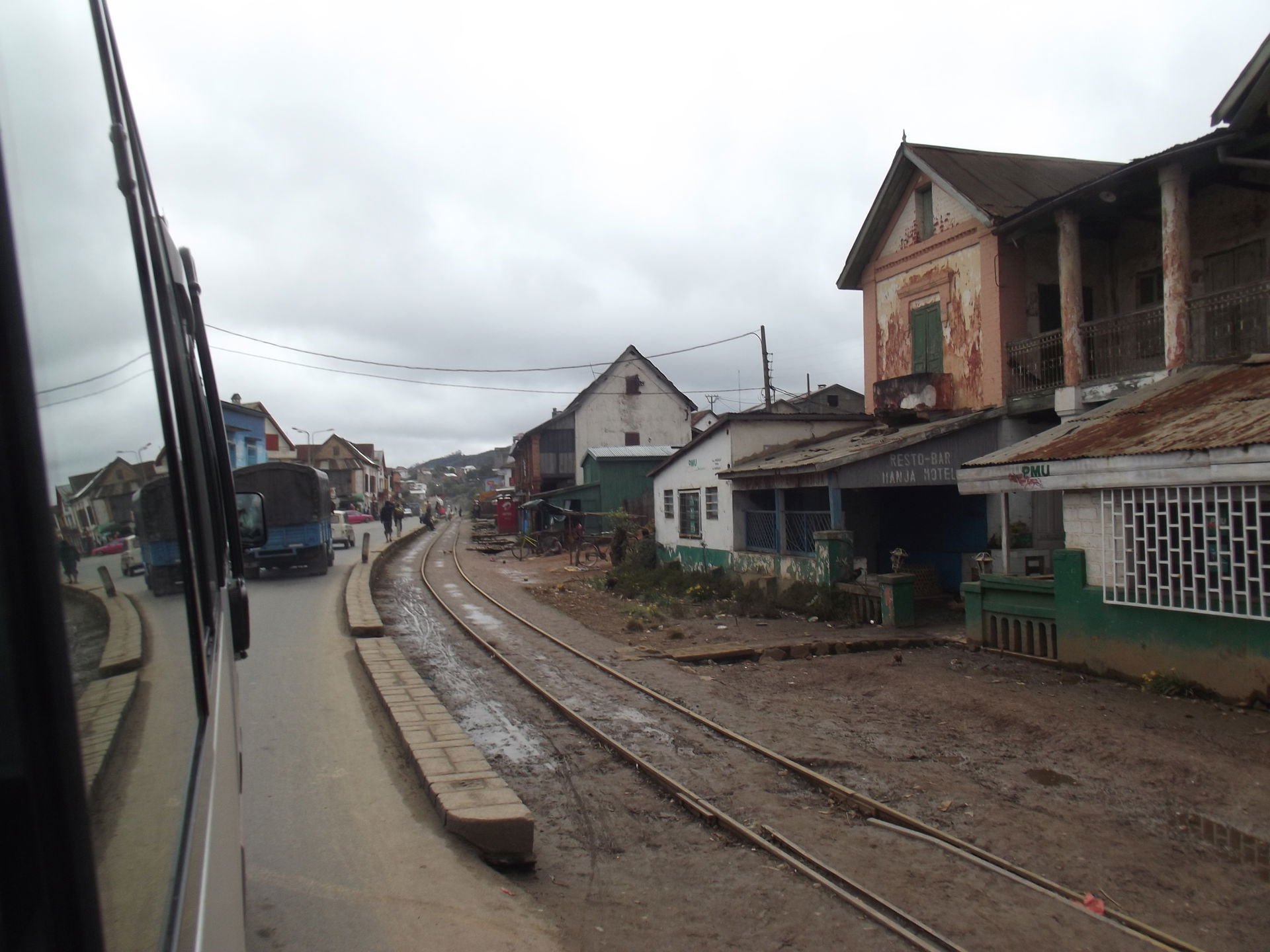 railwaytrack in along the road in the town
