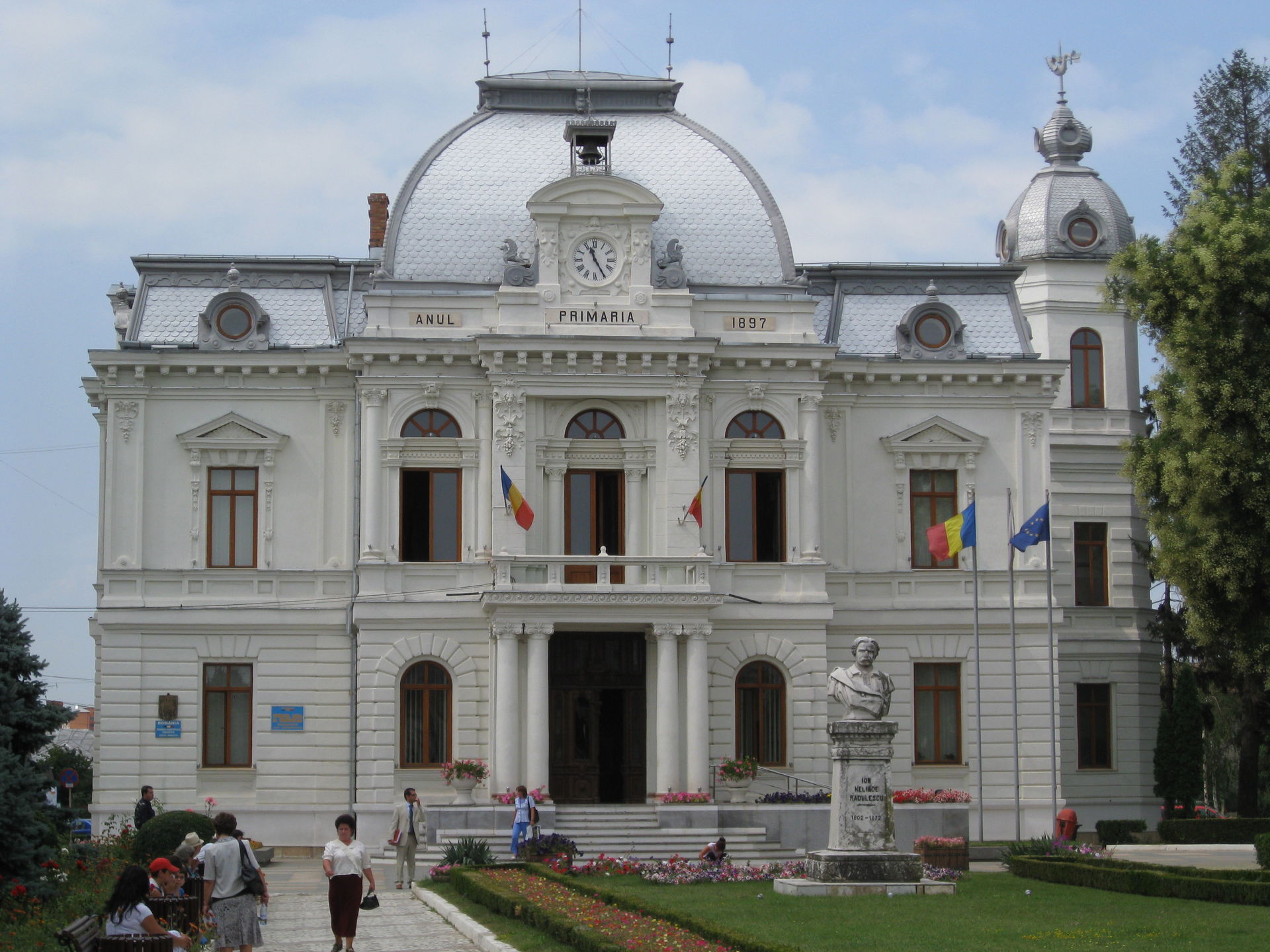 City hall, Târgovişte, Romania