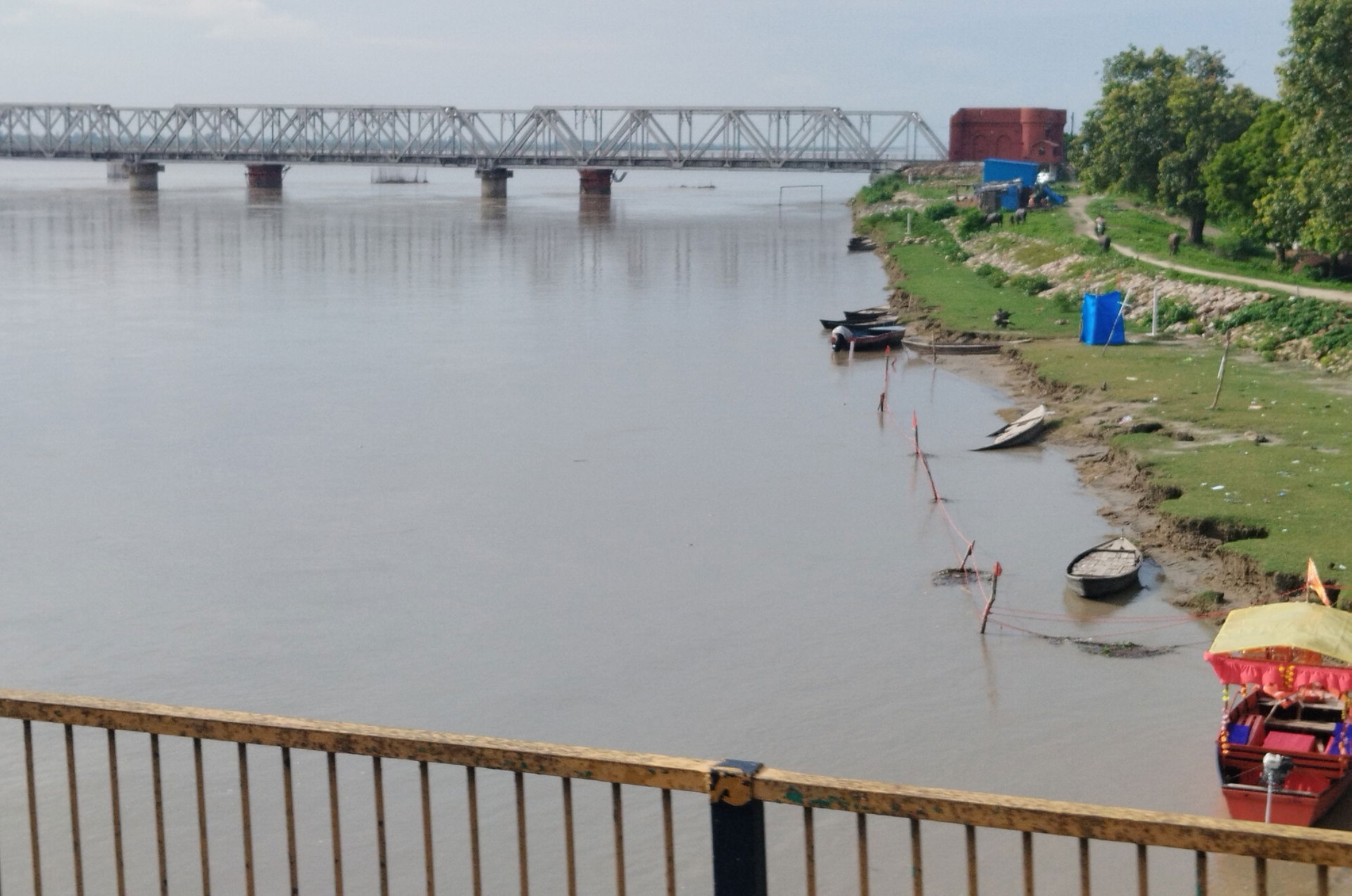Elgin Bridge Bahraich-Barabanki on Ghaghra River border of Bahr…