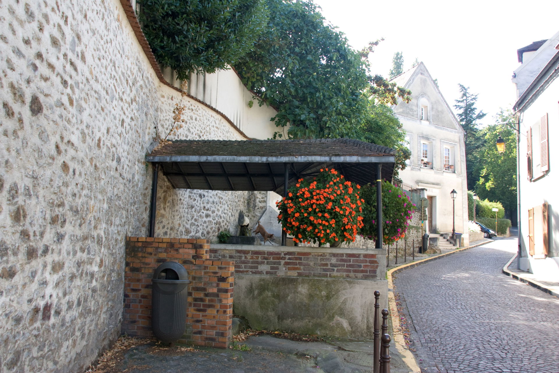Le Lavoir de Viry-Chatillon, Viry-Chatillon, Essonne, France
