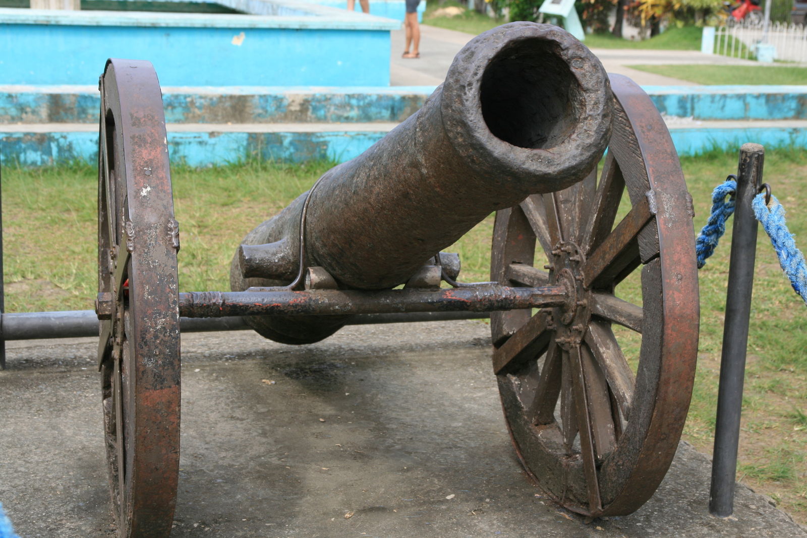 Palompon: old cannon