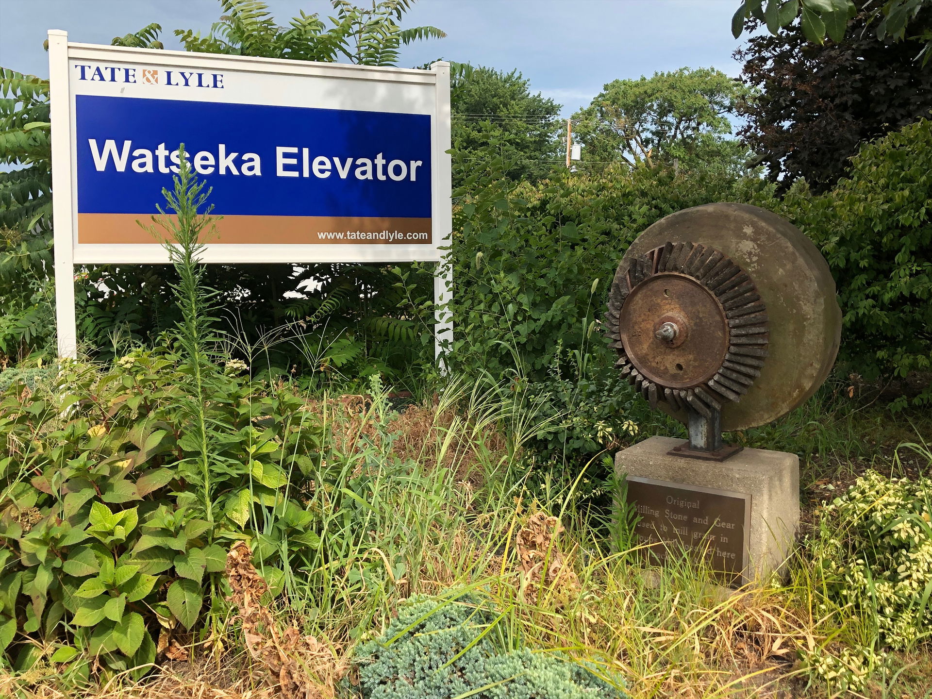 A monument near the grain elevator in Watseka, Illinois.