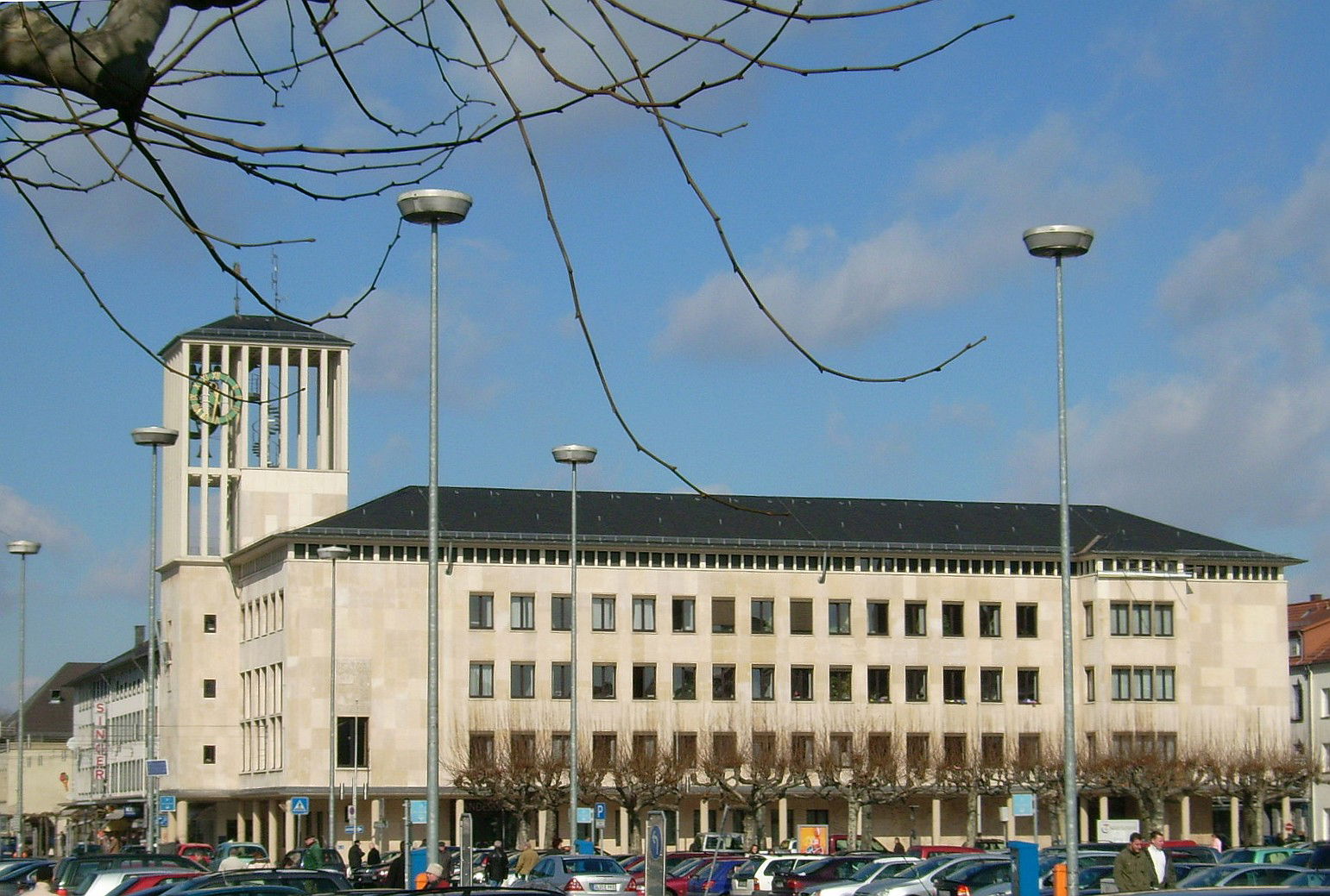 Bildbeschreibung: Rathaus de:Saarlouis
Quelle: selbst fotografi…