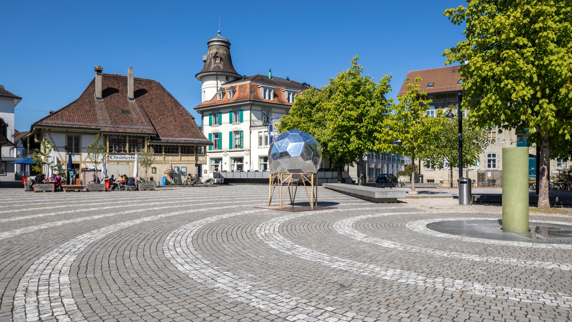 Wuhrplatz in Langenthal mit Chrämerhuus & Restaurant "zum T…