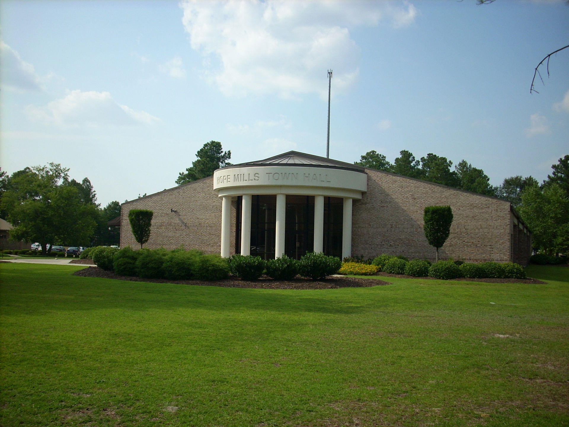 Hope Mills Town Hall, Hope Mills, North Carolina