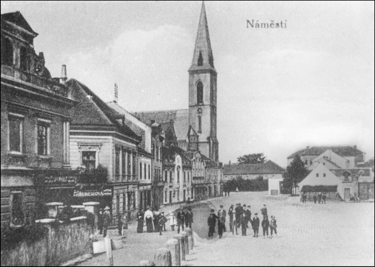 Kralupy nad Vltavou, Palackeho namesti (historical photograph f…