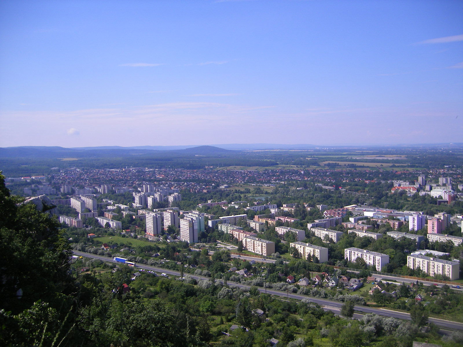Tatabánya - kilátás délkelet felé a Kőhegyről