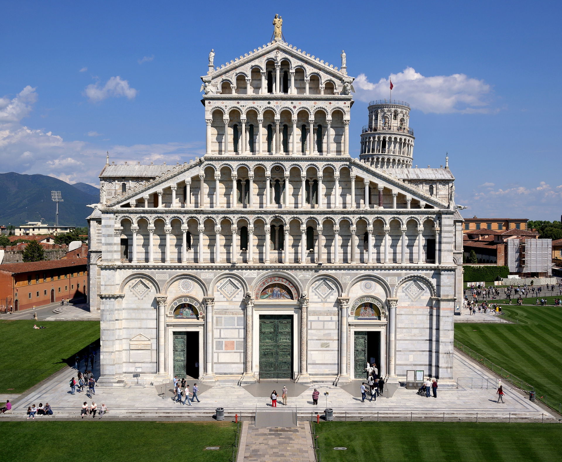 Cattedrale di Santa Maria Assunta (Pisa), vista dal Battistero