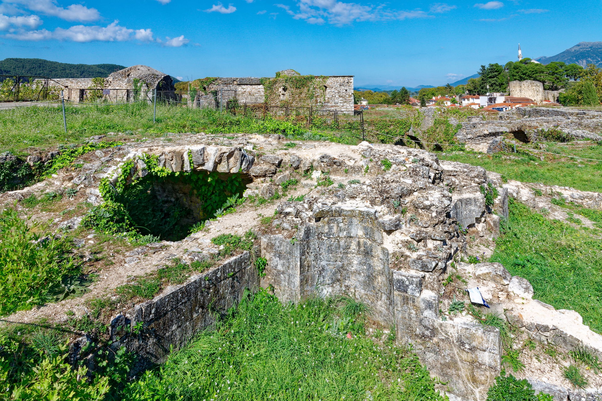 Walking tour of historical Ioannina.