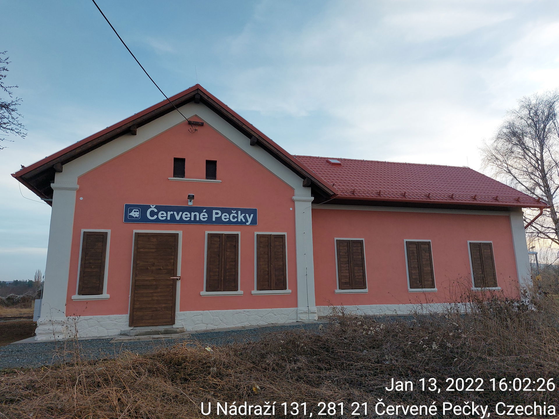 Červené Pečky railway station