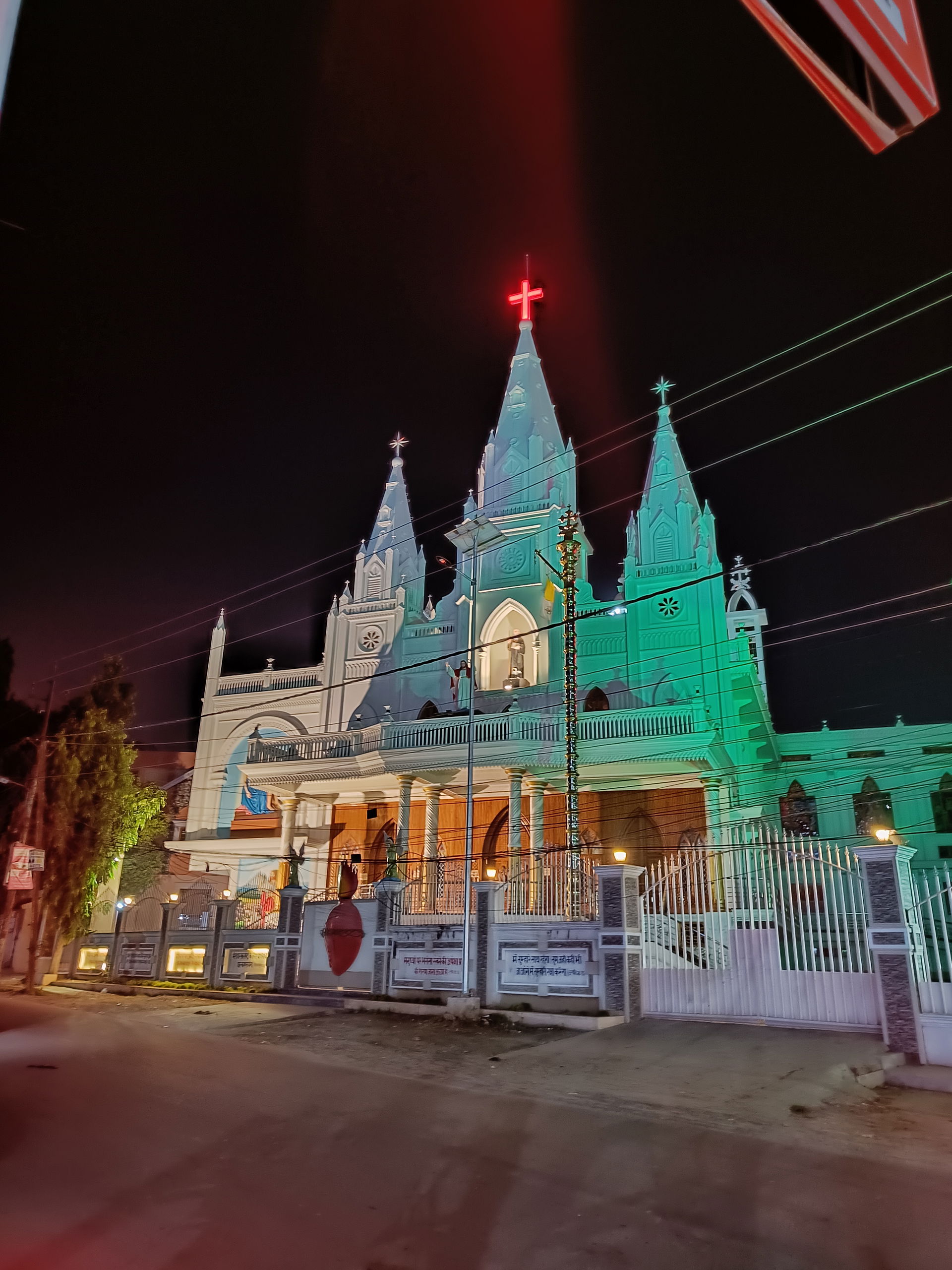 This church is located in the court area at the heart of the ci…