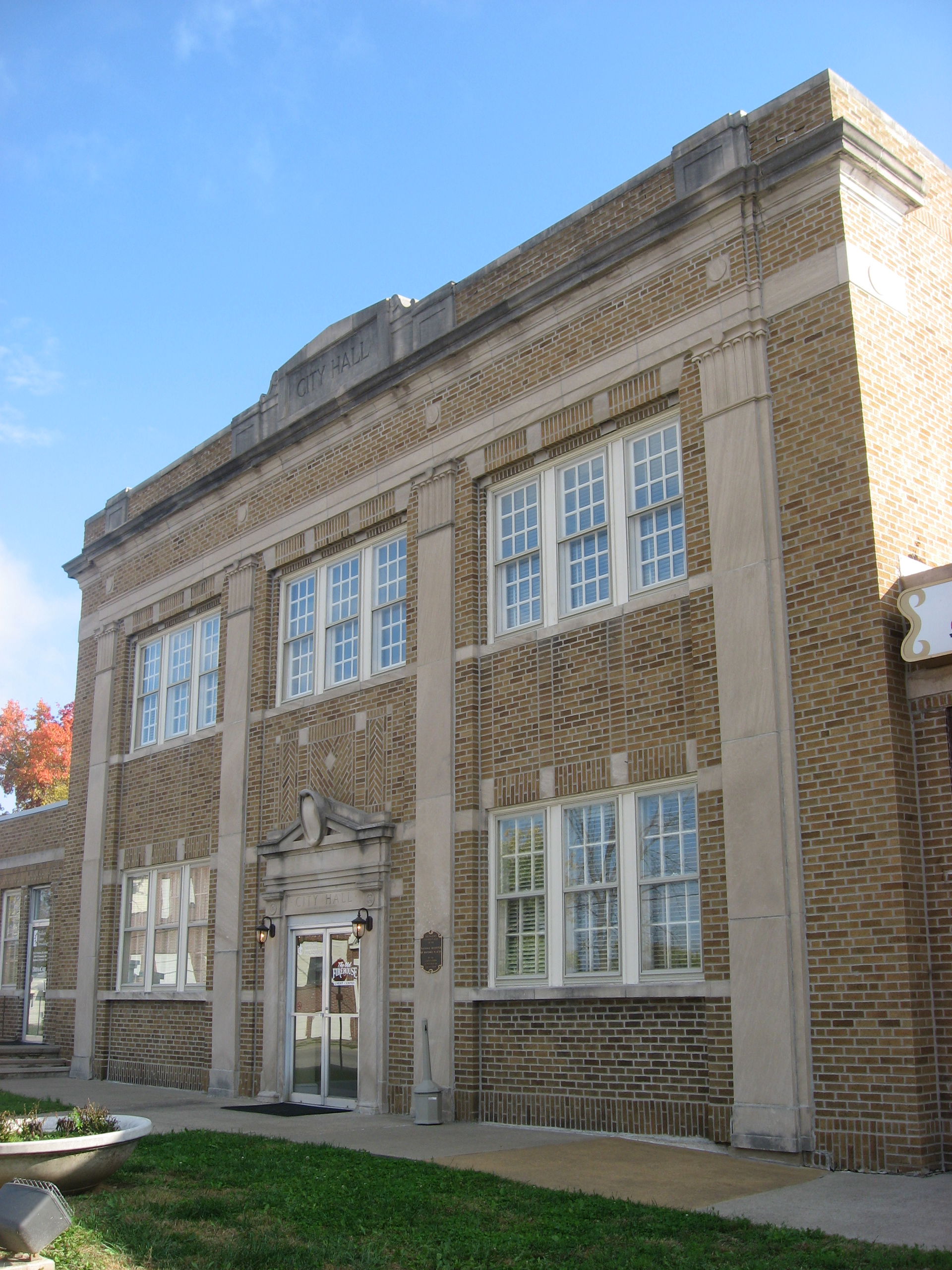 Front of the former West Frankfort City Hall (now a community c…