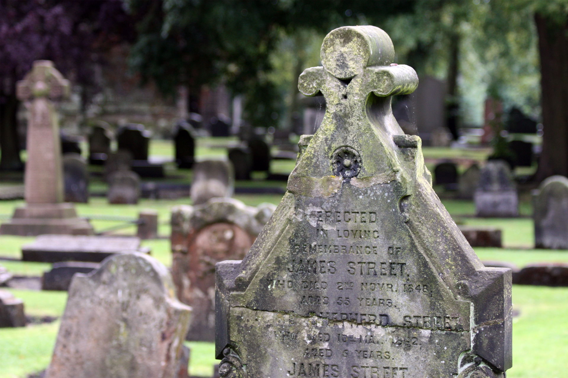 Cemetery in Dunfermline.