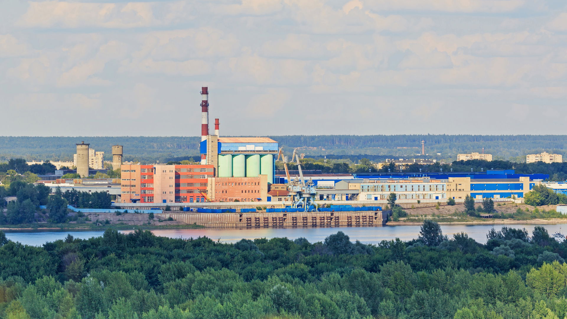 Remote view of Bor from Nizhny Novgorod, Russia.