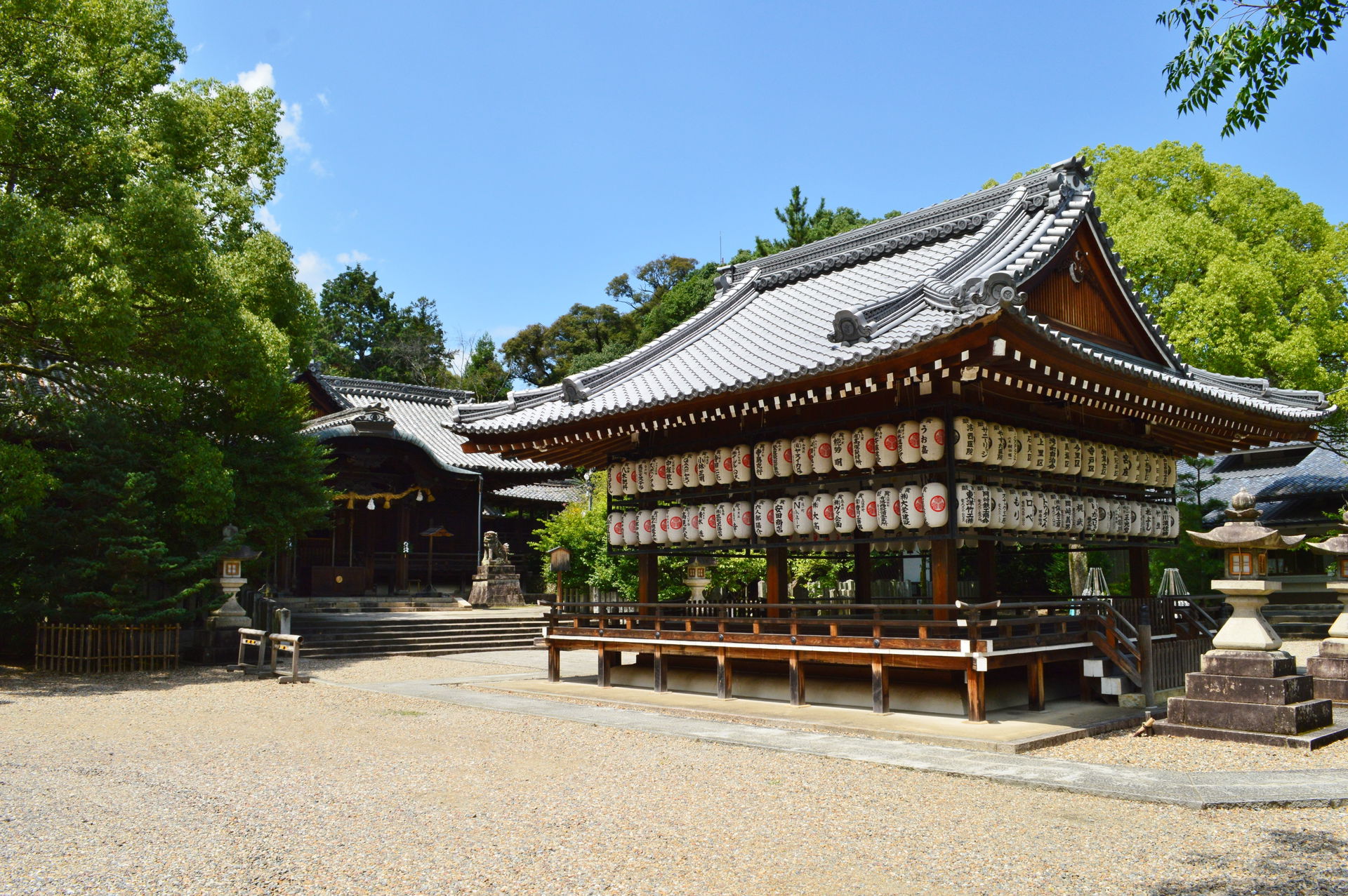 向日神社 社殿