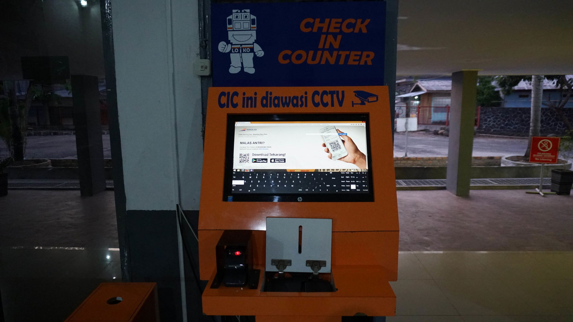 Baturaja Station check-in kiosk
