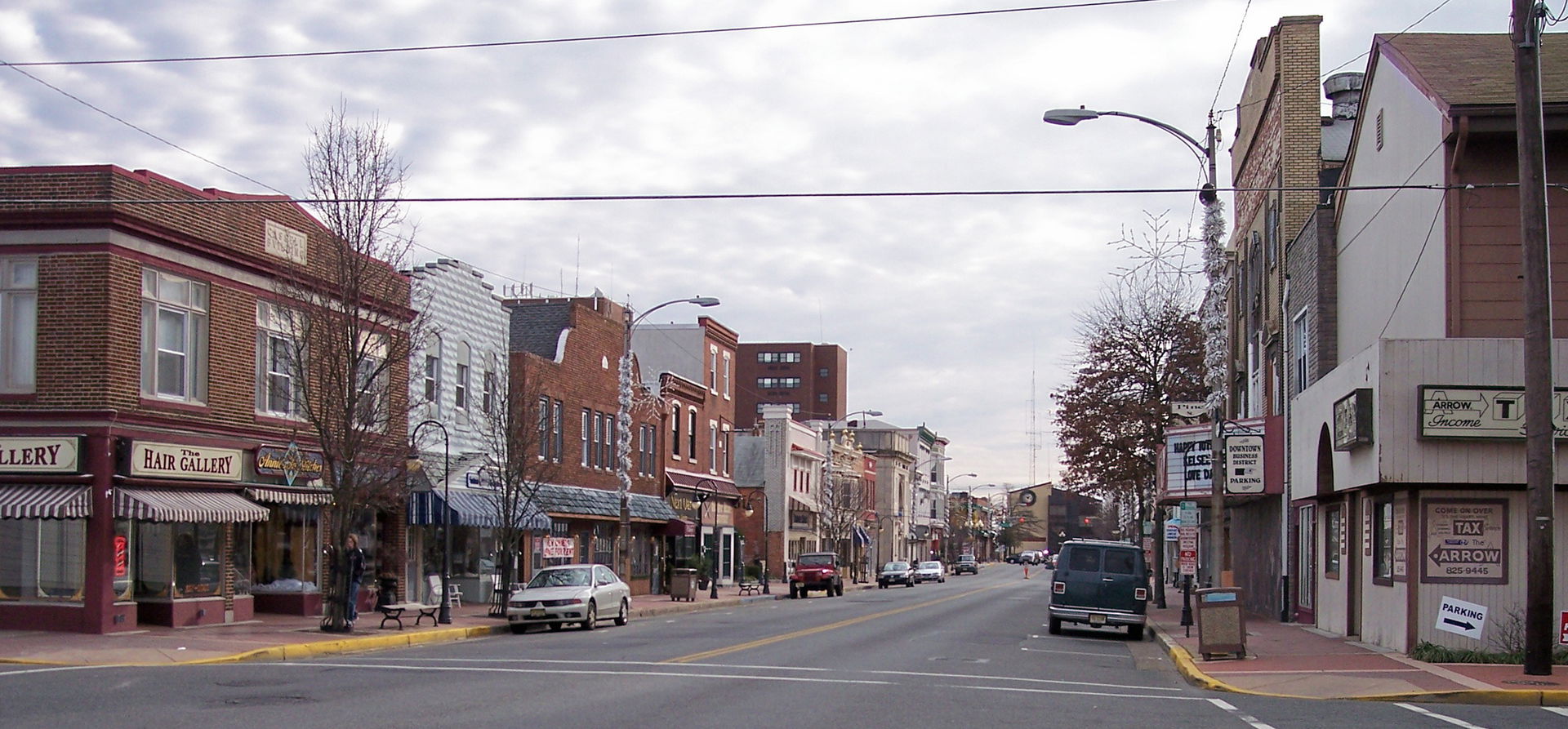 High Street in downtown w:Millville, New Jersey.