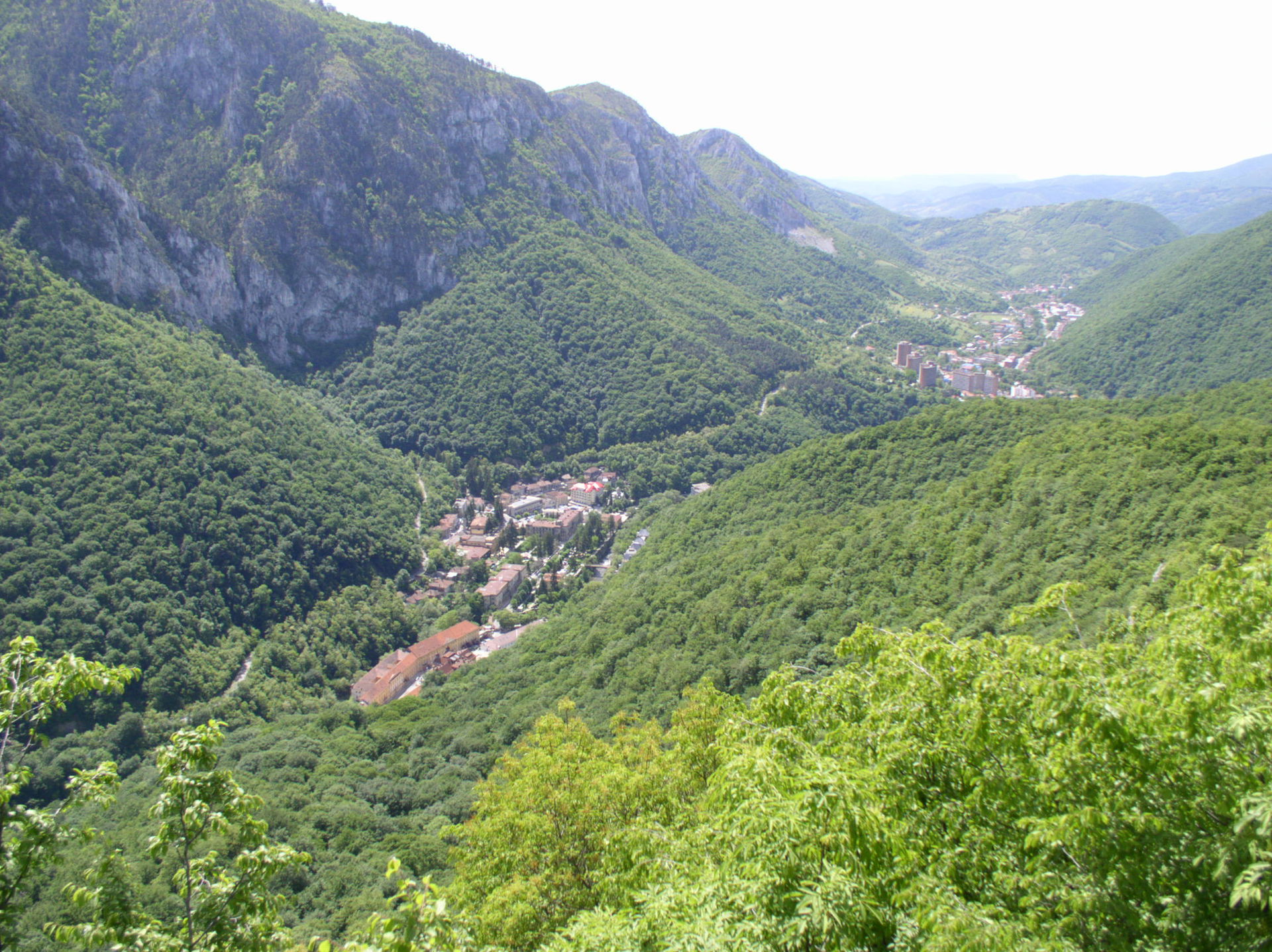 Bǎile Herculane vazut de la Foisorul Elisabeta