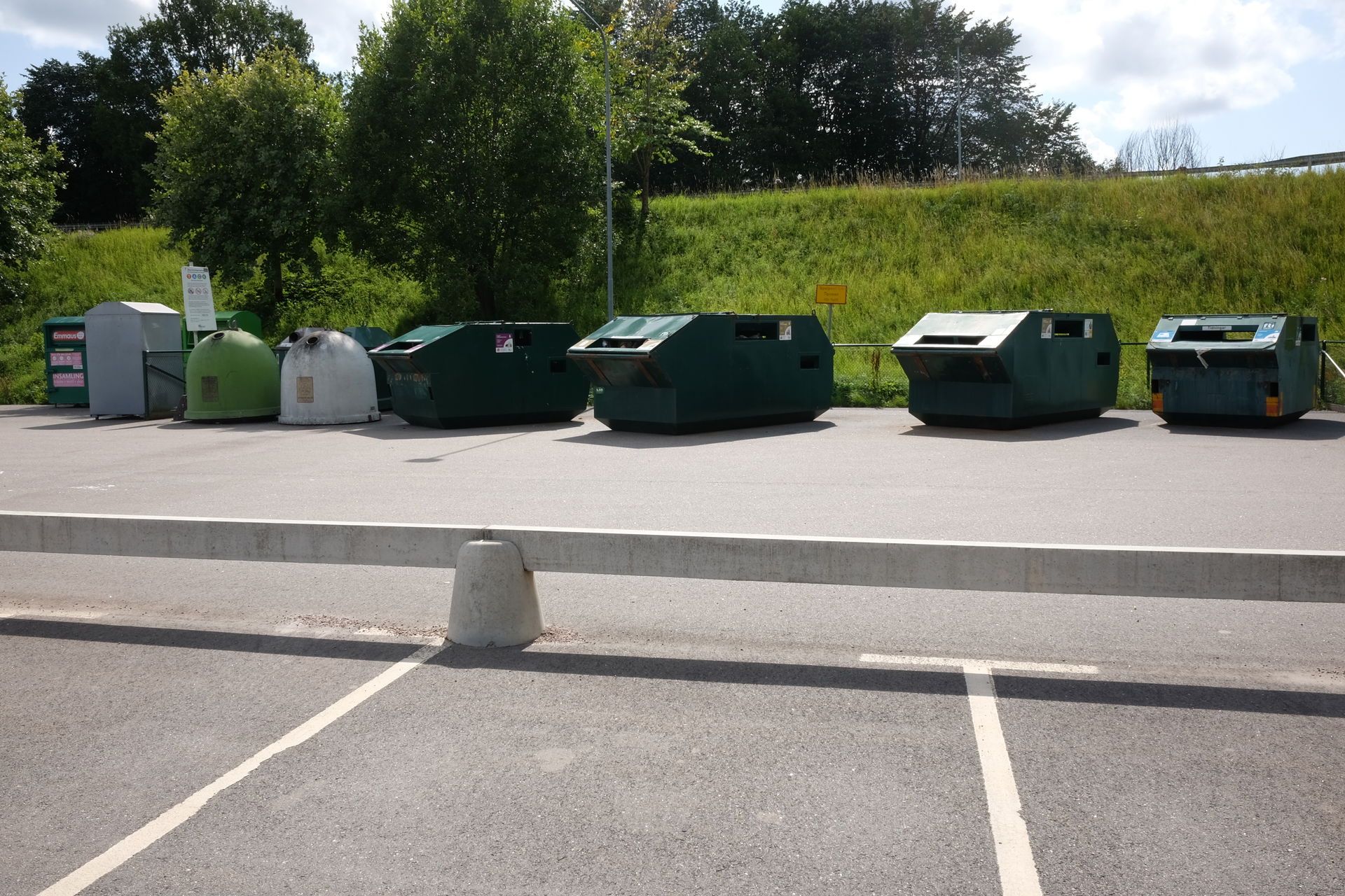 Skövde, Sweden, 25 juli 2023. Recycling station.