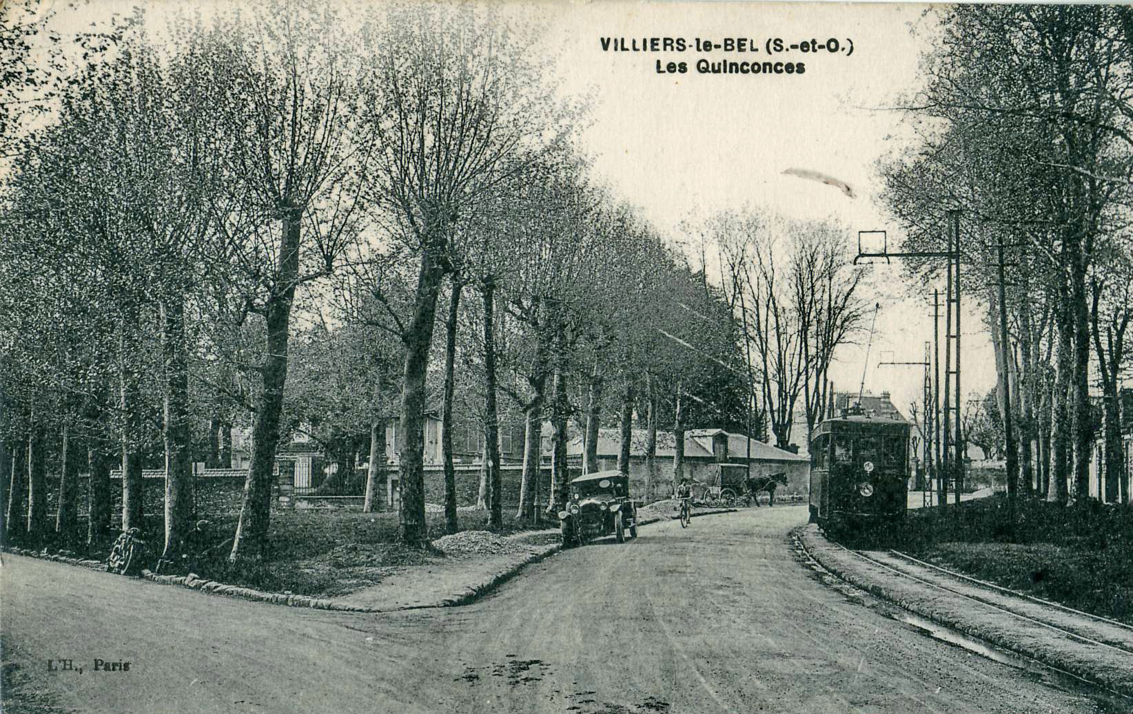 Carte postale ancienne éditée par l'HVILLIERS-LE-BEL : Les Quin…