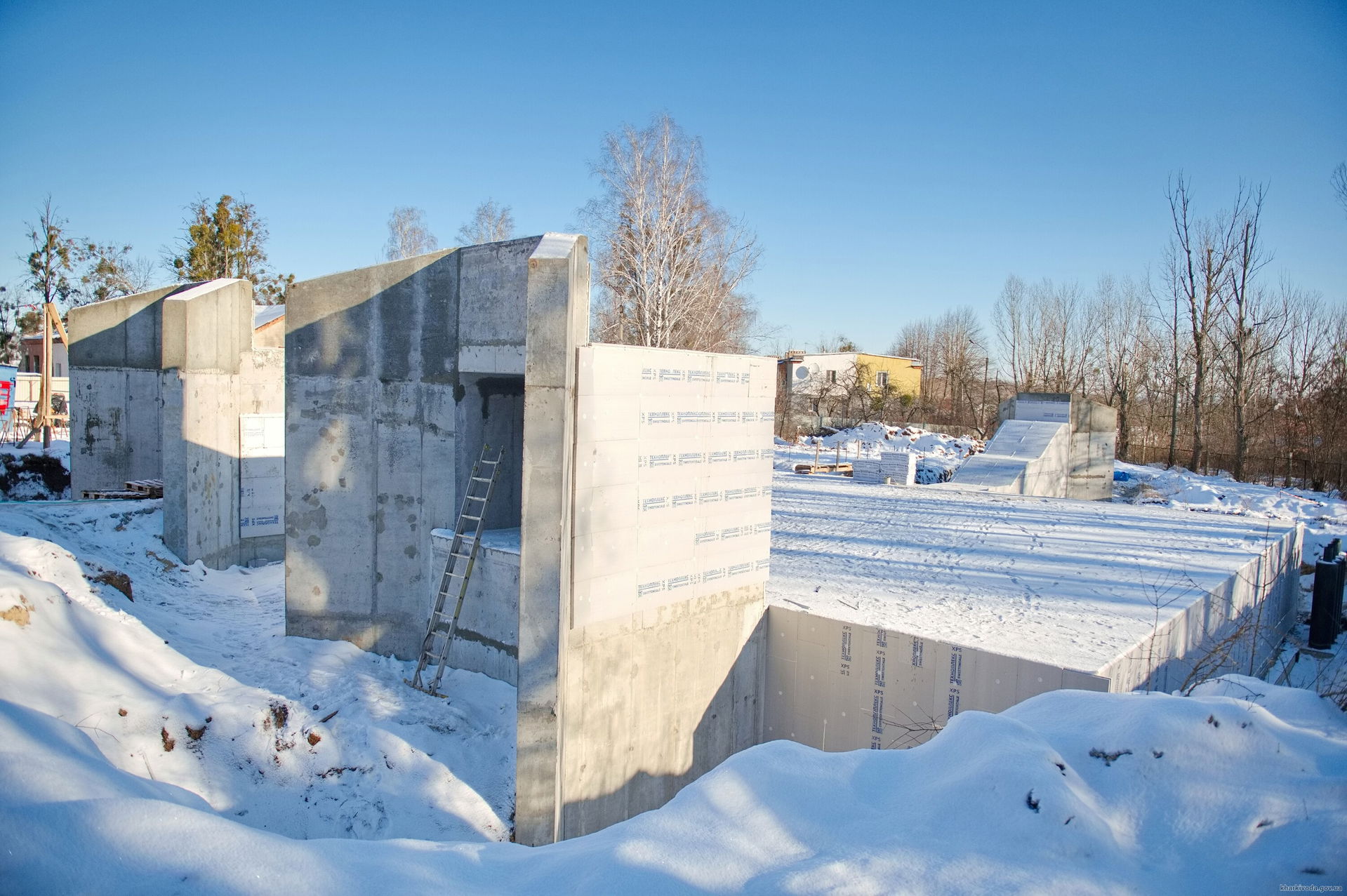 Construction of a bomb shelter near an educational institution …