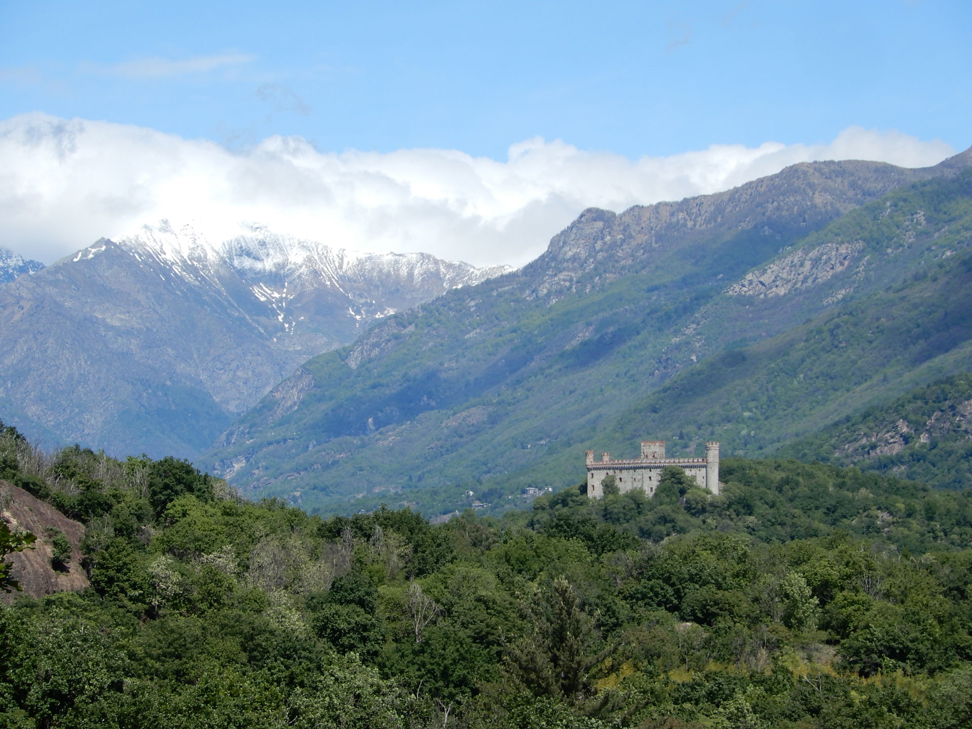 Castello di Montalto Dora