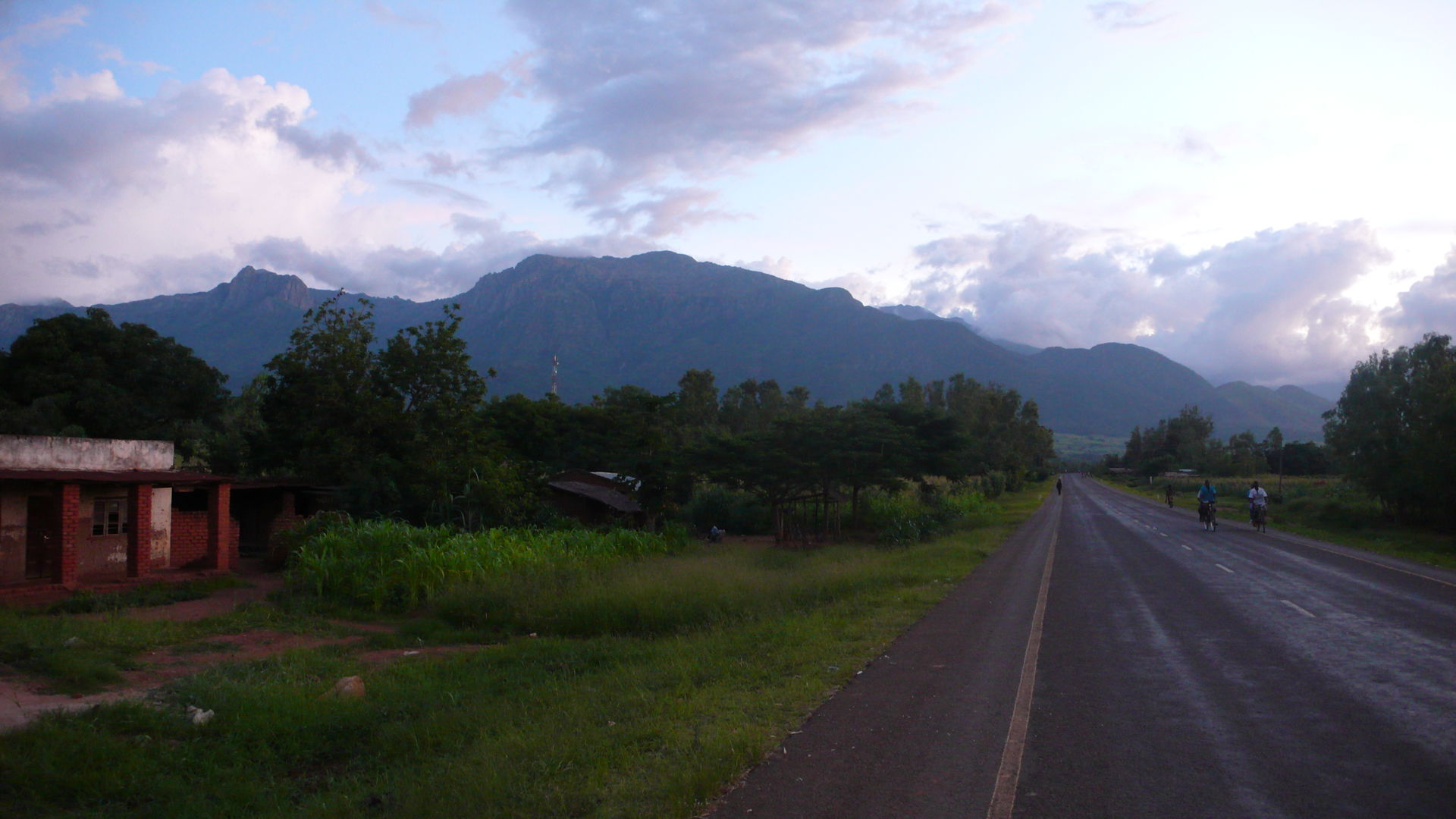 One view of Mulanje when you are at Phalombe