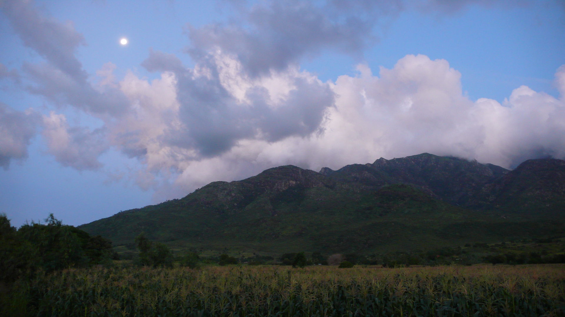 One view of Mulanje when you are at Phalombe