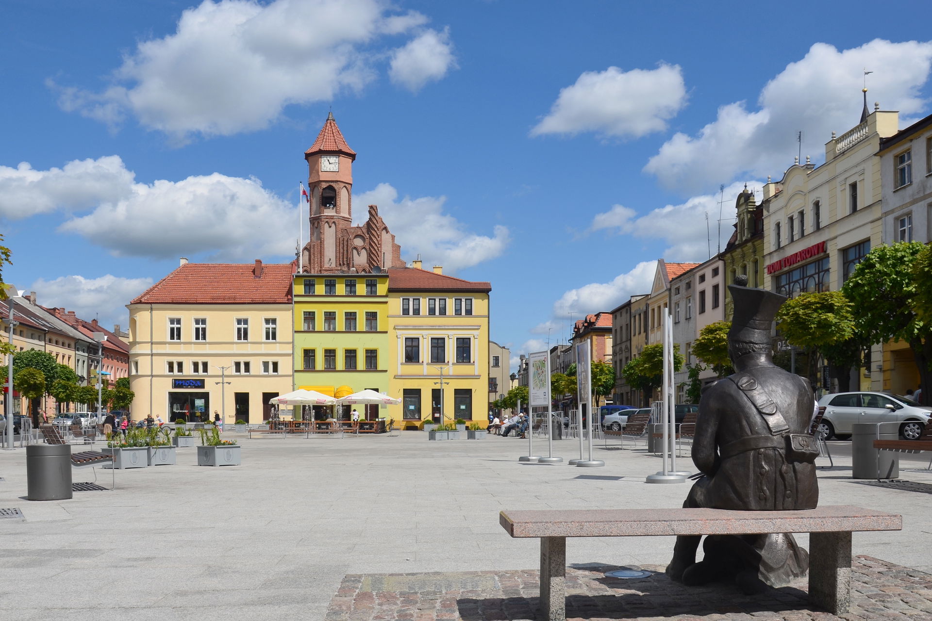 Market square (Duży Rynek) in Brodnica, old town hall