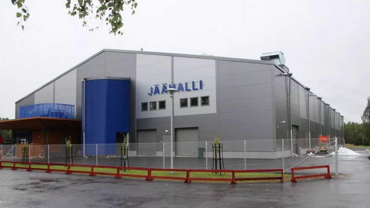Julkisivu