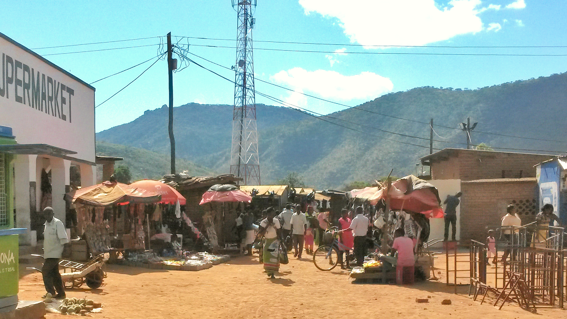 Entrance to Rumphi central market from east