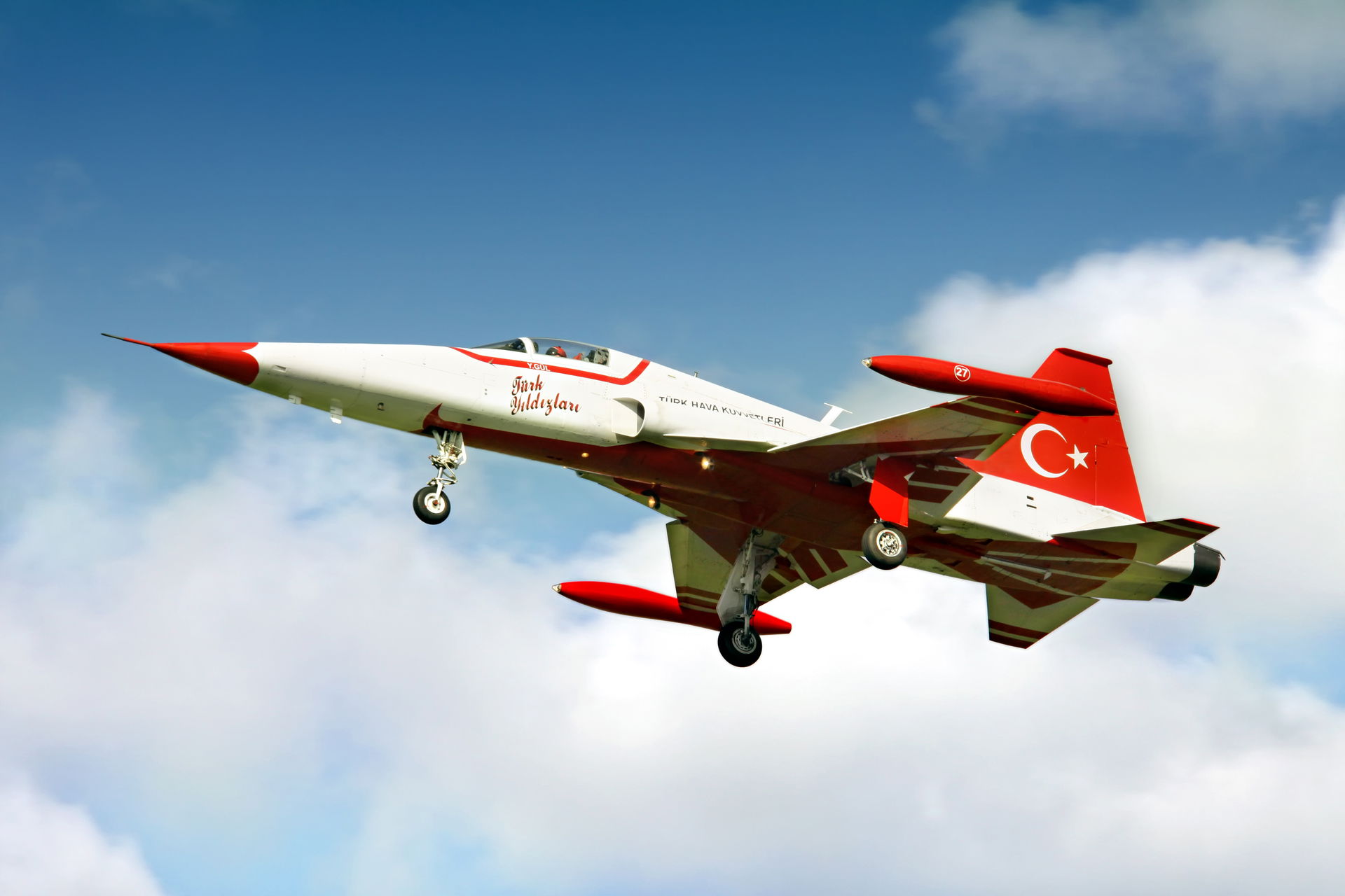 Canadair NF-5A of the Türk Yıldızları (Turkish Stars) at the Ke…