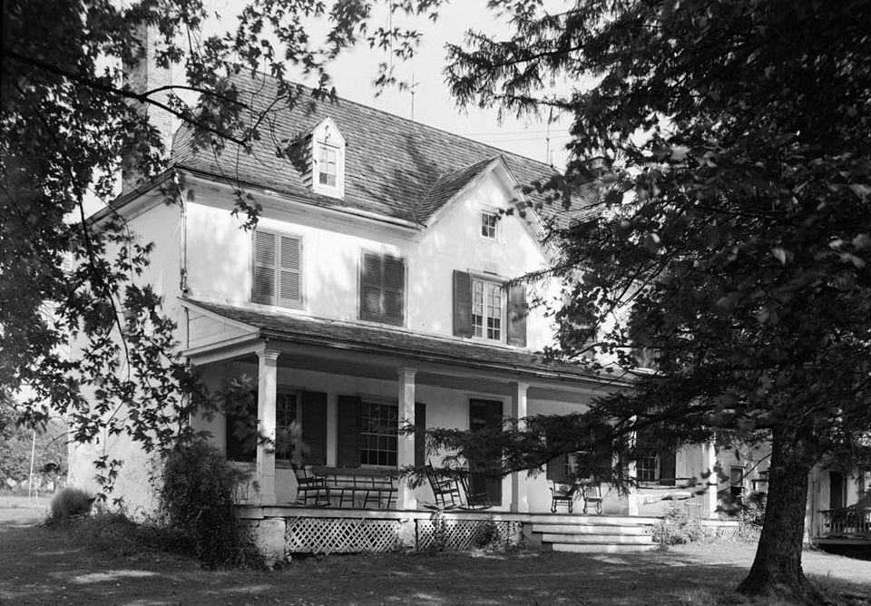 Bon Air, Fallston, Maryland, USA. Cropped.