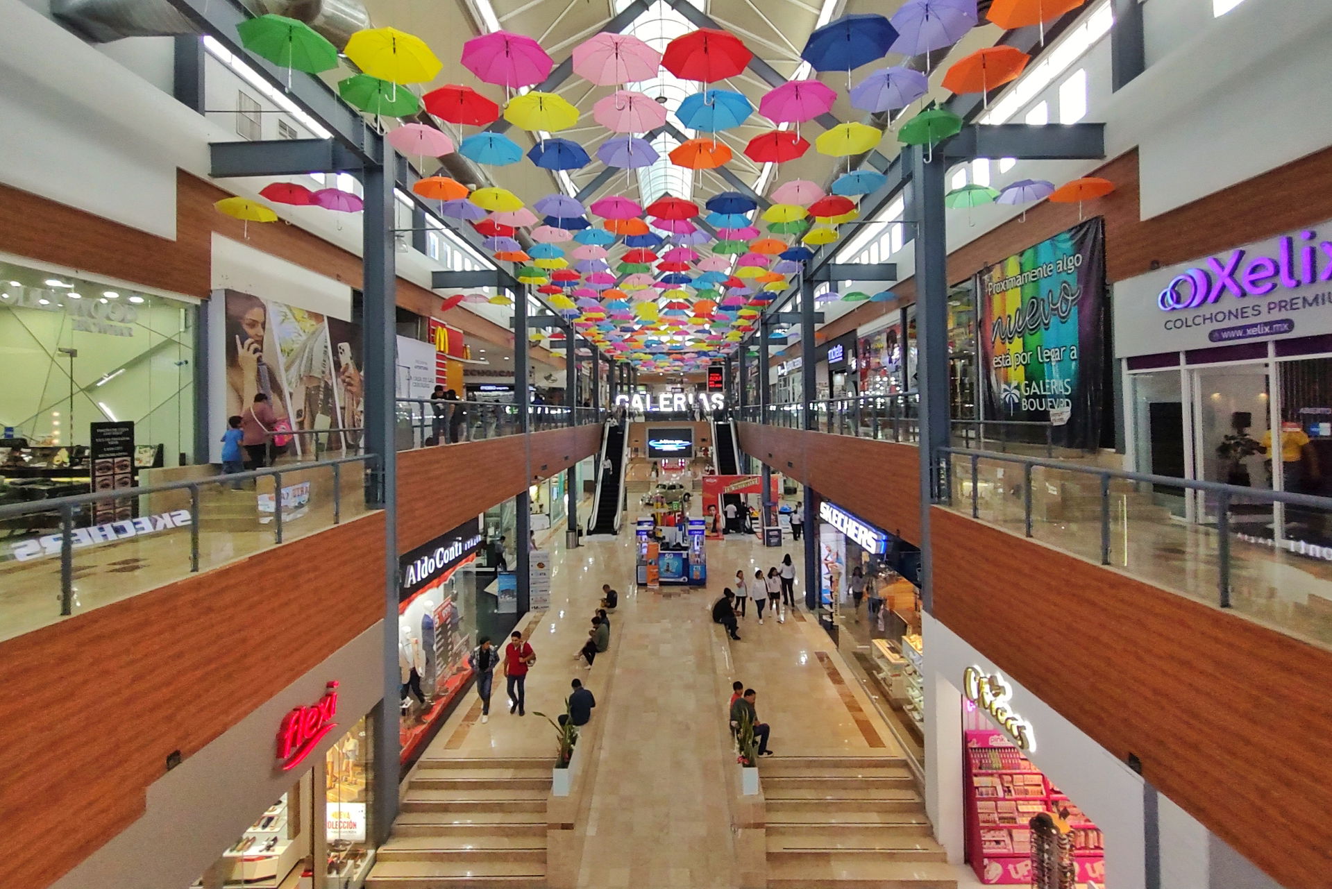 Interior del Centro Comercial Plaza Galerías Boulevard en Tuxtl…