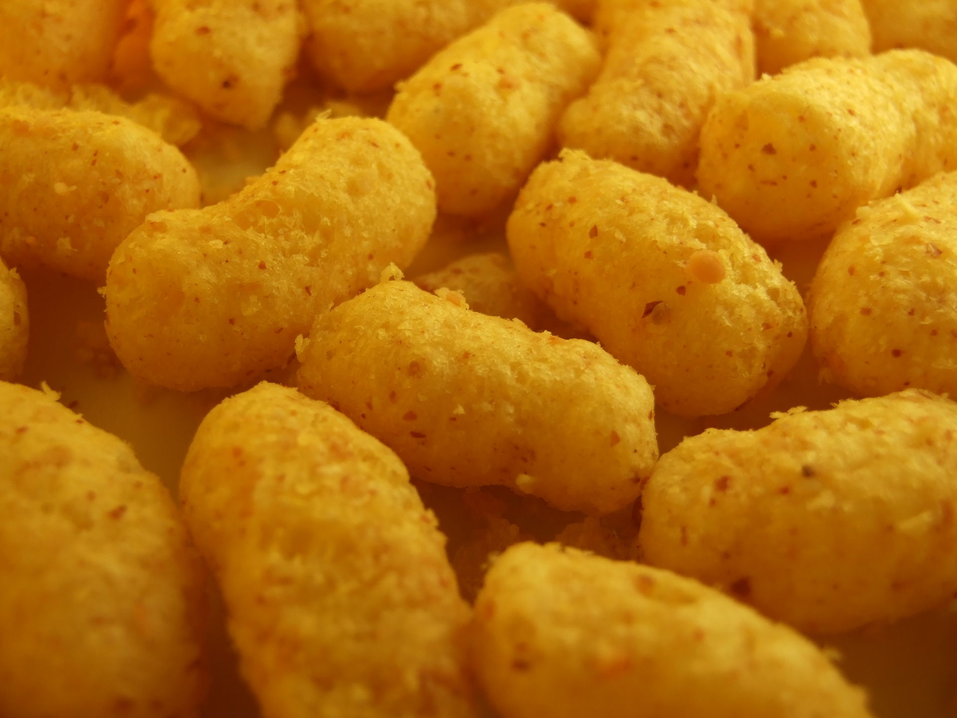 Peanuts maize chips