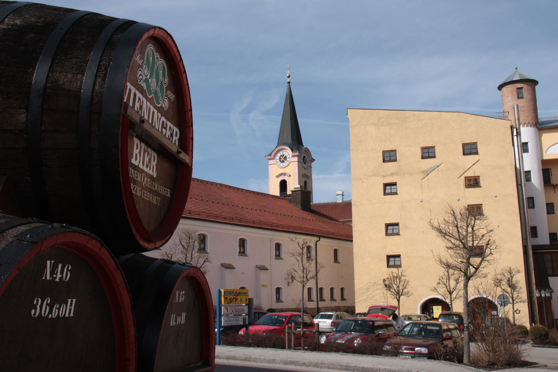 Blick von der Brauerei auf die Teisendorfer Kirche