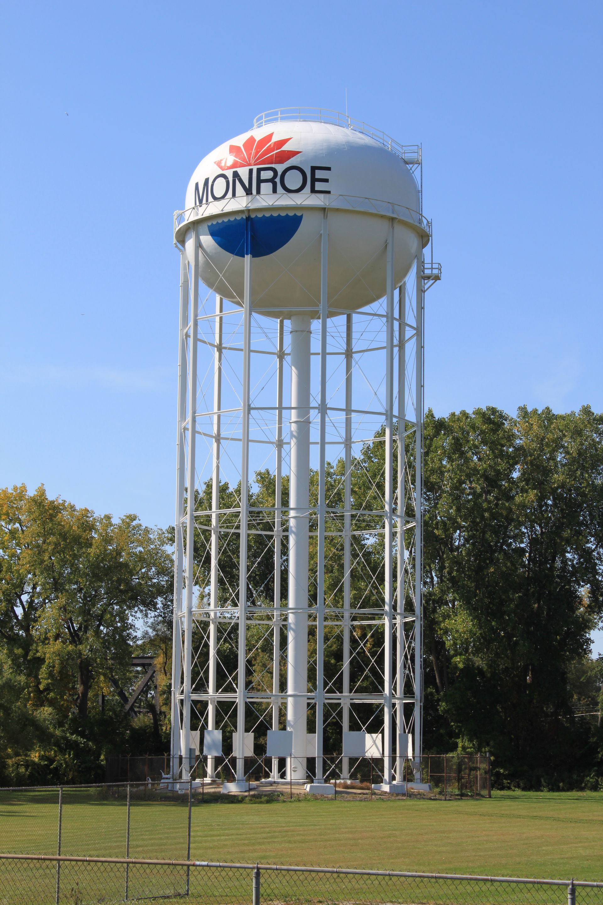Monroe Water Tower, Roessler Street, Monroe, Michigan