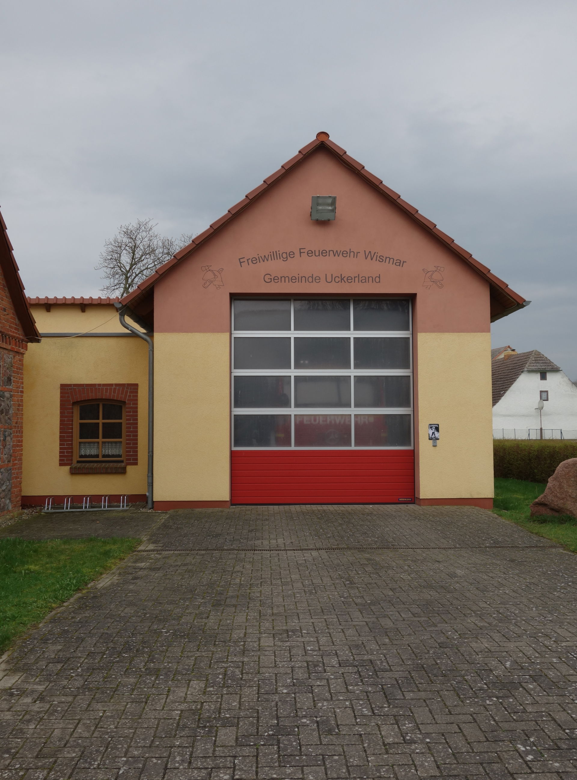 Eastern view of the fire station  in Wismar , Uckerland municip…