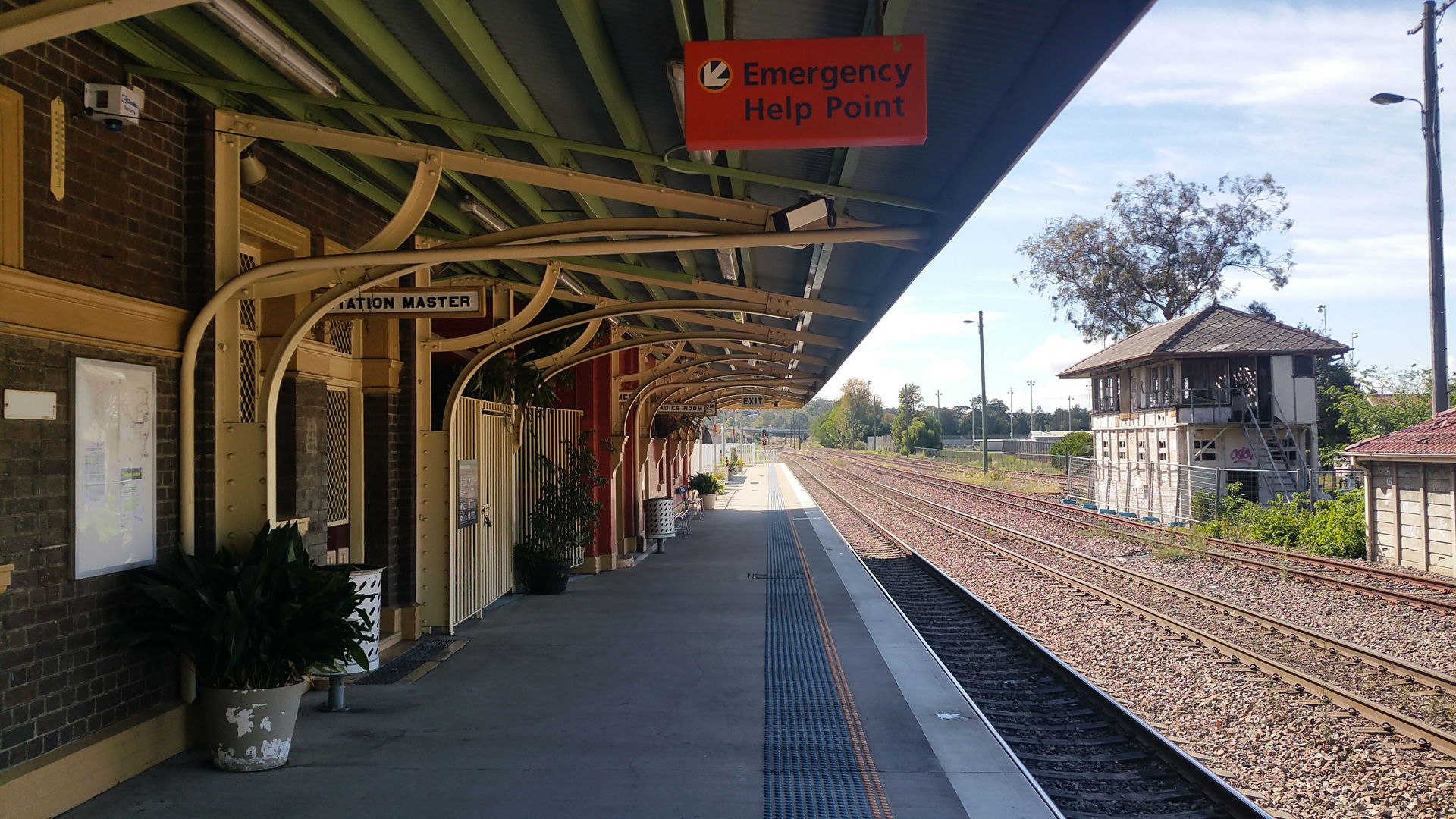 Muswellbrook Railway Station Platform